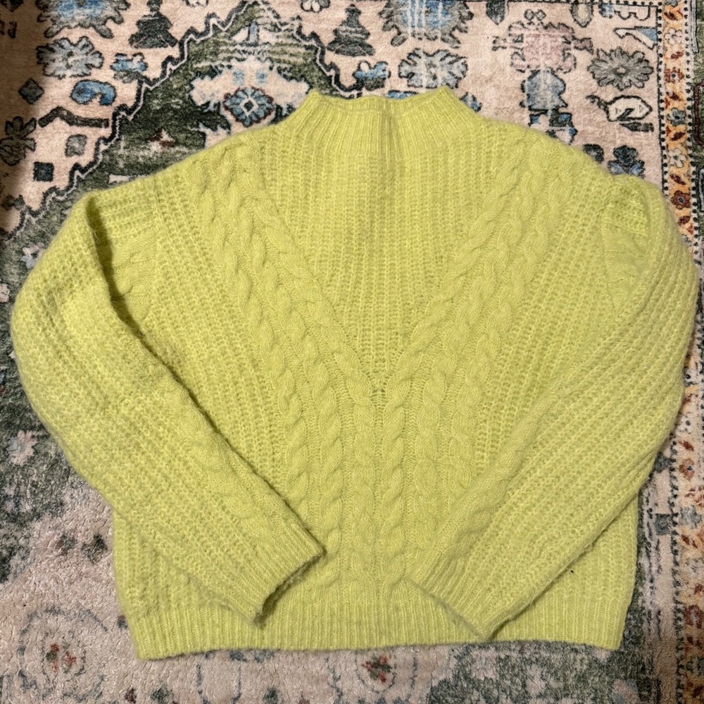 Universal Thread Light Green V-Neck Sweater - Picture 3 of 5
